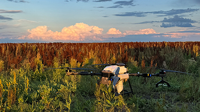 Recently, TopXGun's local distributor in Kazakhstan successfully organized a promotional event featuring the FP700 agricultural drone. 